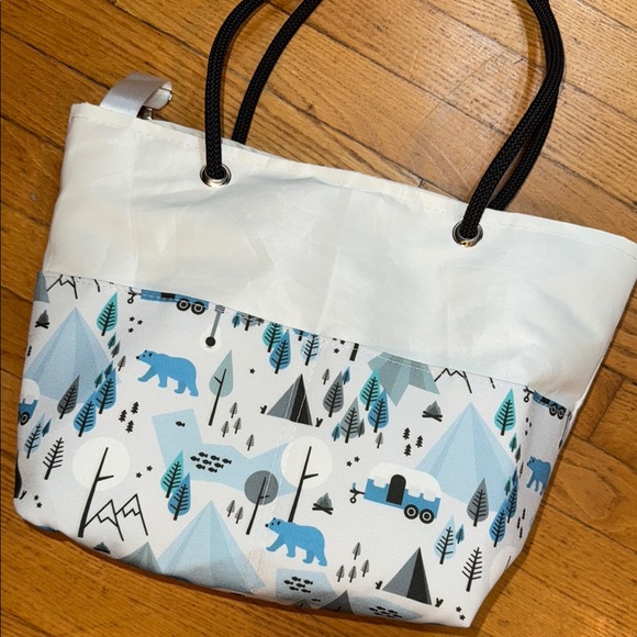 ⛵️GENUINE SAIL CLOTH TOTE BAG - WINTER CAMPING - Picture 1 of 11
